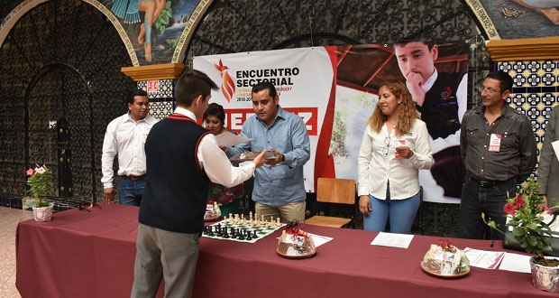 Secundaria 3 de Atlixco destaca en encuentro interescolar de Antorcha
