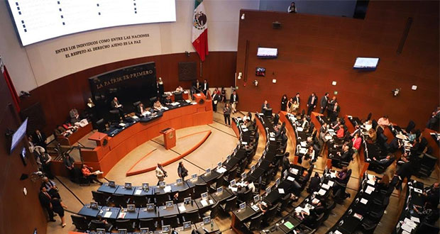 Por vía rápida, Senado aprueba reforma laboral