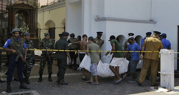 Van 207 muertos y 450 heridos por 8 ataques con bombas en Sri Lanka
