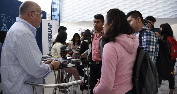 Vinculan a alumnos de BUAP con IP para servicio social y prácticas
