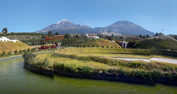 En Serdán, Volcanic Park dialoga con vecinos sobre uso de acueducto