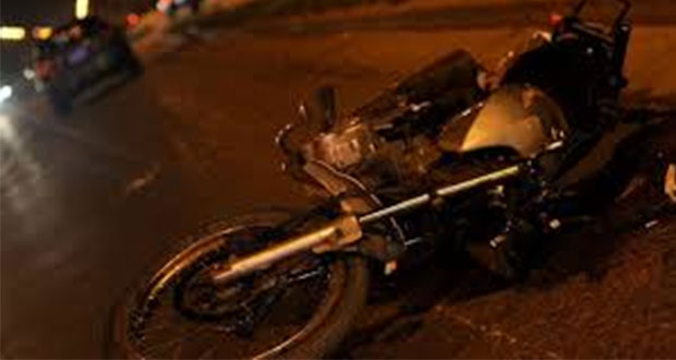 Auxilian a motociclista accidentado que pasa la noche en Periférico