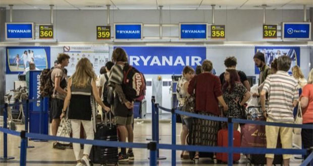 Español acuchilla a mexicana y rumano en aeropuerto de Madrid