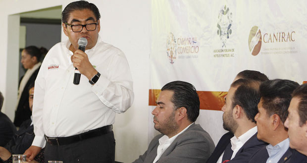 Barbosa asegura que no pedirá “ni un peso” para otorgar contratos