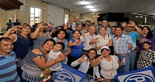En Sierra Norte, Cárdenas promete rehabilitar estancias infantiles
