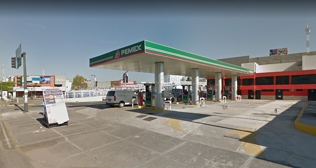 AMLO exhibe gasolineras más baratas del país; hay una en Puebla