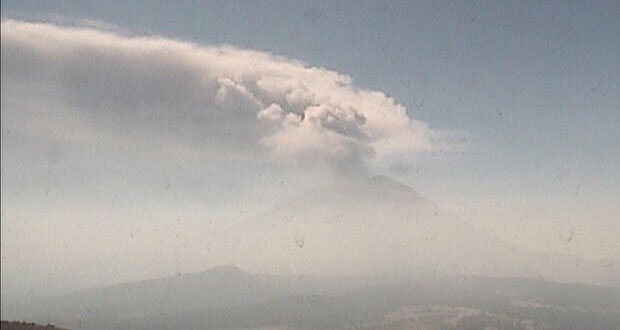 Popocatépetl tuvo 41 exhalaciones de vapor de agua, gas y ceniza: PC