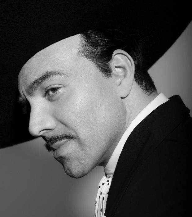 Las reacciones tras imagen de Omar Chaparro como Pedro Infante