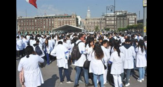 Por falta de pagos, residentes van a paro en 68 hospitales de país