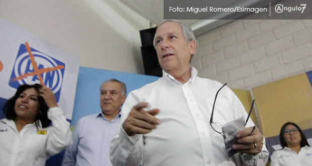 Amenazan a 12 ediles con auditorías a cuentas públicas, acusa Cárdenas