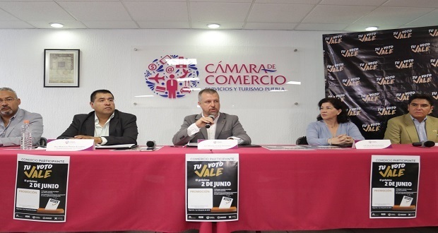 Descuentos hasta del 20% para poblanos que voten el 2 de junio: Canaco.  Foto: Jafet Moz/ EsImagen