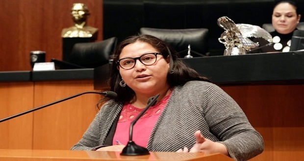 Con “libro bomba”, atacan en Senado a morenista Citlalli Hernández