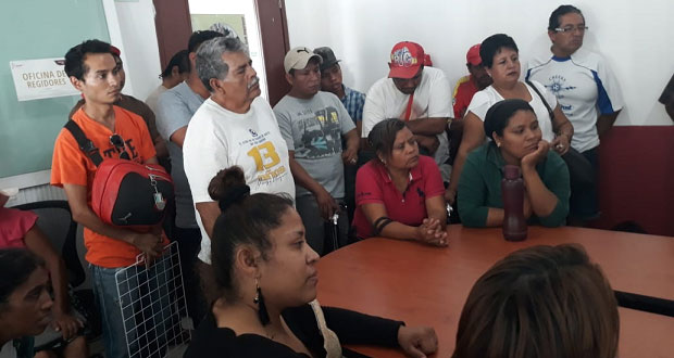 Comerciantes de Izúcar acusan amenazas y piden diálogo con Comuna