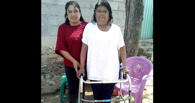Comuna de Tepexi entrega aparatos ortopédicos a grupos vulnerables