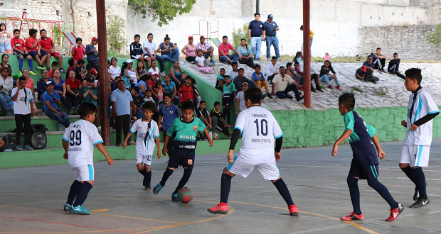 Comuna de Tepexi organiza liga municipal de futbol infantil