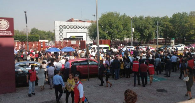 Desalojan y cierran Palacio de Justicia Federal por amenaza de bomba