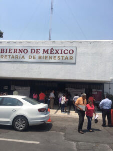 Durante campañas, Secretaría de Bienestar entrega tarjetas