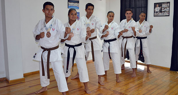 En Universiada Nacional, 6 alumnos de BUAP ganan bronce en karate