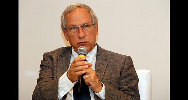 Eliminar outsourcing y formalizar economía en Puebla, plantea Cárdenas