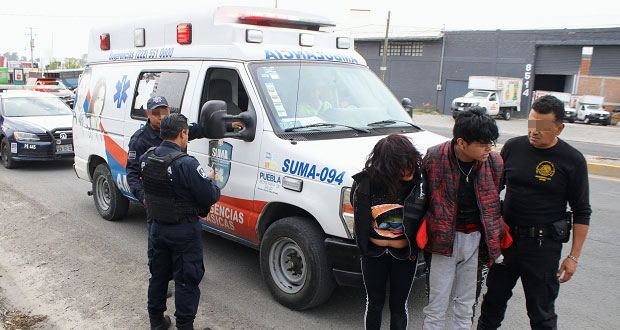 Golpean a presunto asaltante de transporte en la Puebla-Atlixco