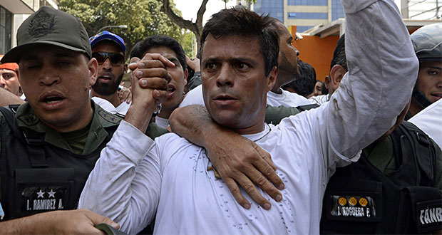 Tribunal de Venezuela ordena arrestar al opositor Leopoldo López