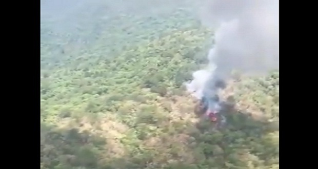 Cae helicóptero de Marina con 5 que combatían incendios en Querétaro