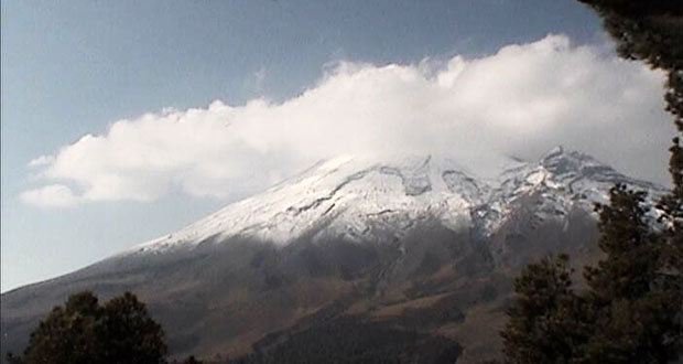 Con 21 exhalaciones, Popocatépetl mantiene mínima actividad: PC