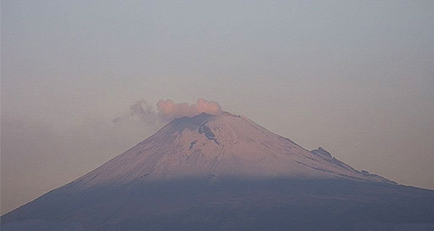 Popocatépetl registra 40 exhalaciones de vapor de agua, informa PC