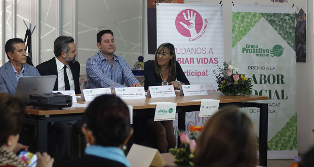 Premia grupo Proactivo Mexicano a 10 fundaciones poblanas