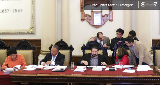 Servicio de ventanas ciudadanas causa debate en Cabildo entre PAN y Morena