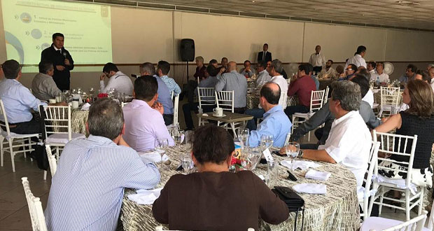 Titular de SSP visita Teziutlán y se reúne con empresarios del Ge 50