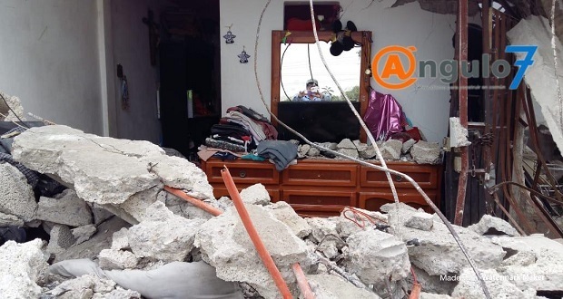 Por adeudo ilegal de terreno en Aparicio, mujer acusa demolición de su casa