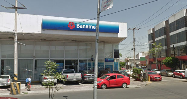 Continúan robando sucursales de Banamex en Puebla capital, ahora en El Mirador