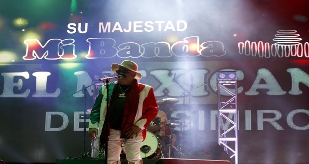 Se presenta en la Feria de Puebla Mi Banda el Mexicano