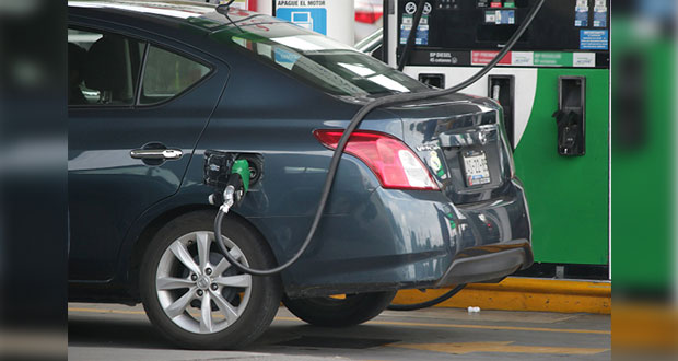 Exhiben a 8 gasolineras de 5 estados por no vender litros de a litro