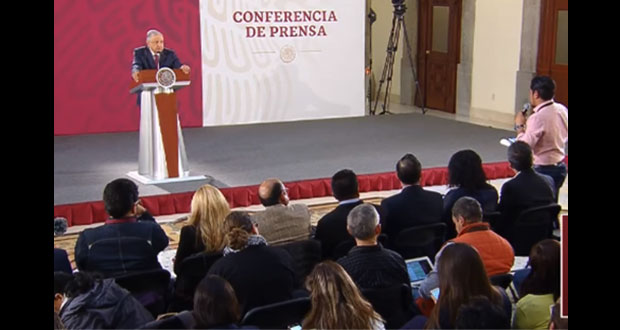 En conferencia de AMLO, hijo de periodista asesinado pide justicia