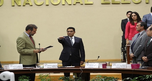 INE designa a George Zamora titular del Órgano Interno de Control