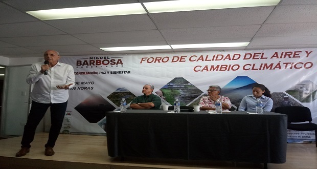 Sólo 17% de vehículos cumplen verificación por falta de centros: Montemayor