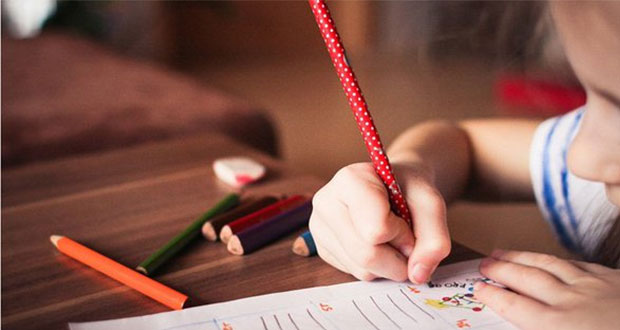 Morena busca aprobar reforma educativa en periodo extraordinario