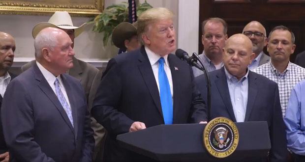 Pelosi es un “desastre” por no entender el T-MEC, afirma Trump