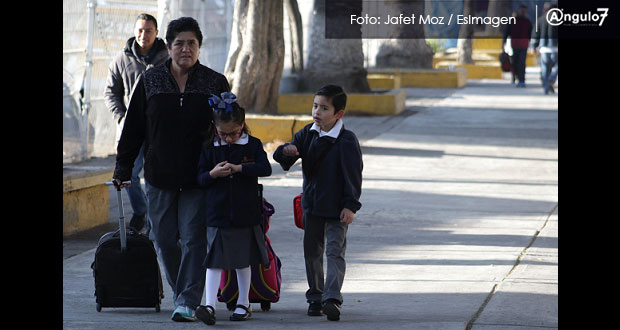 Mejora calidad del aire en Puebla; no se cancelan clases, confirma SEP