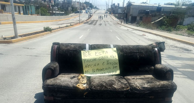 Acusan daños a casas por bulevar Carmelitas; Comuna revisará denuncias