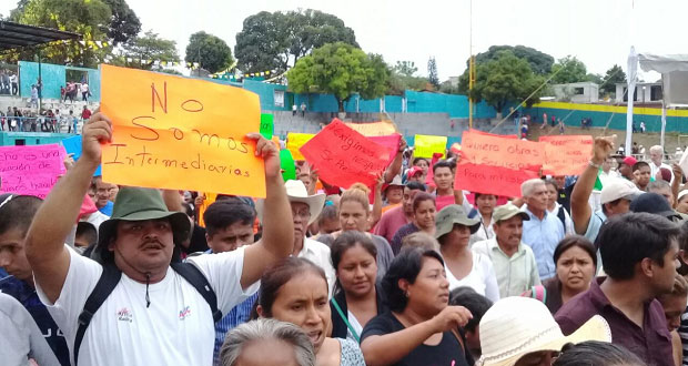 Antorcha exige a AMLO respeto y realizar obras en comunidades
