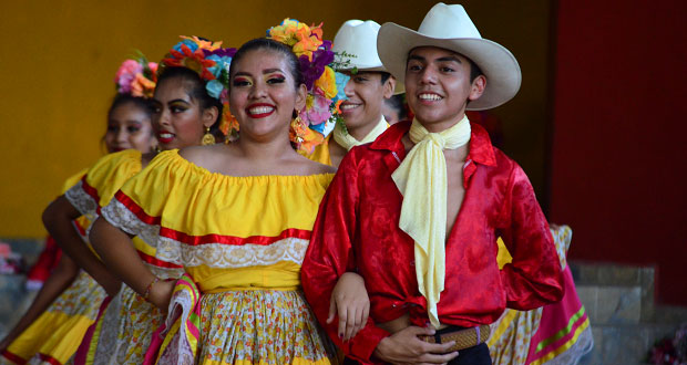 Antorcha presentará bailes folclóricos en Parque Pavón de Izúcar