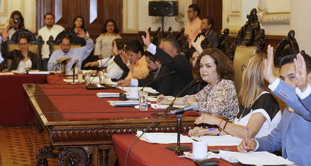 Cabildo de Puebla incorpora prohibición de publicidad sexista