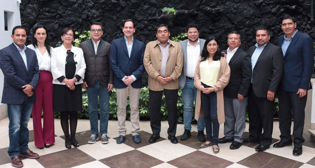 Concretan primera reunión de trabajo Congreso local y Barbosa