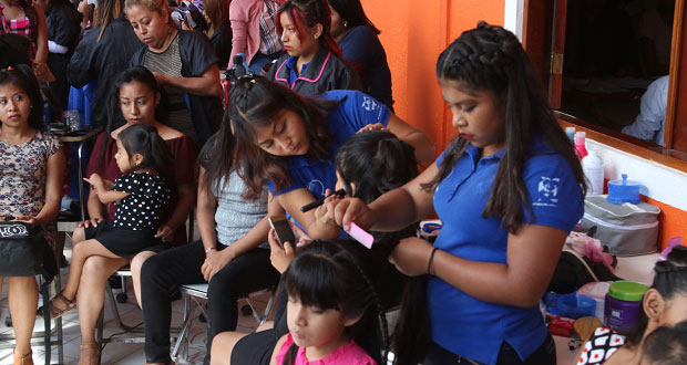 DIF brinda servicios gratuitos en zona de Tehuacán y Sierra Negra