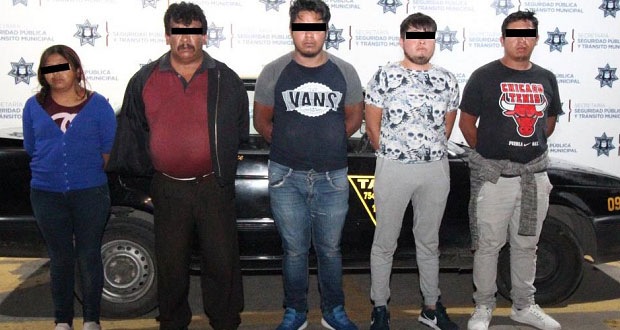 Detienen a seis por robar en la ruta Amozoc de la Angelópolis