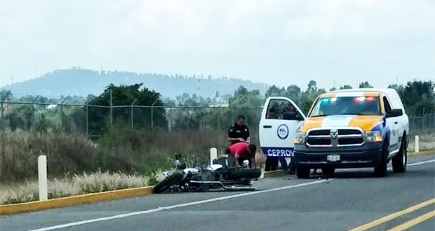 Fallece motociclista por derrapar sobre bulevar de Huejotzingo
