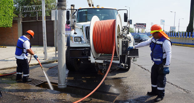 Gobierno estatal supervisa zonas de riesgo por lluvias en la capital
